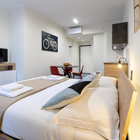 Velasquez Apartments - A - San Siro Milano Eksteriør billede